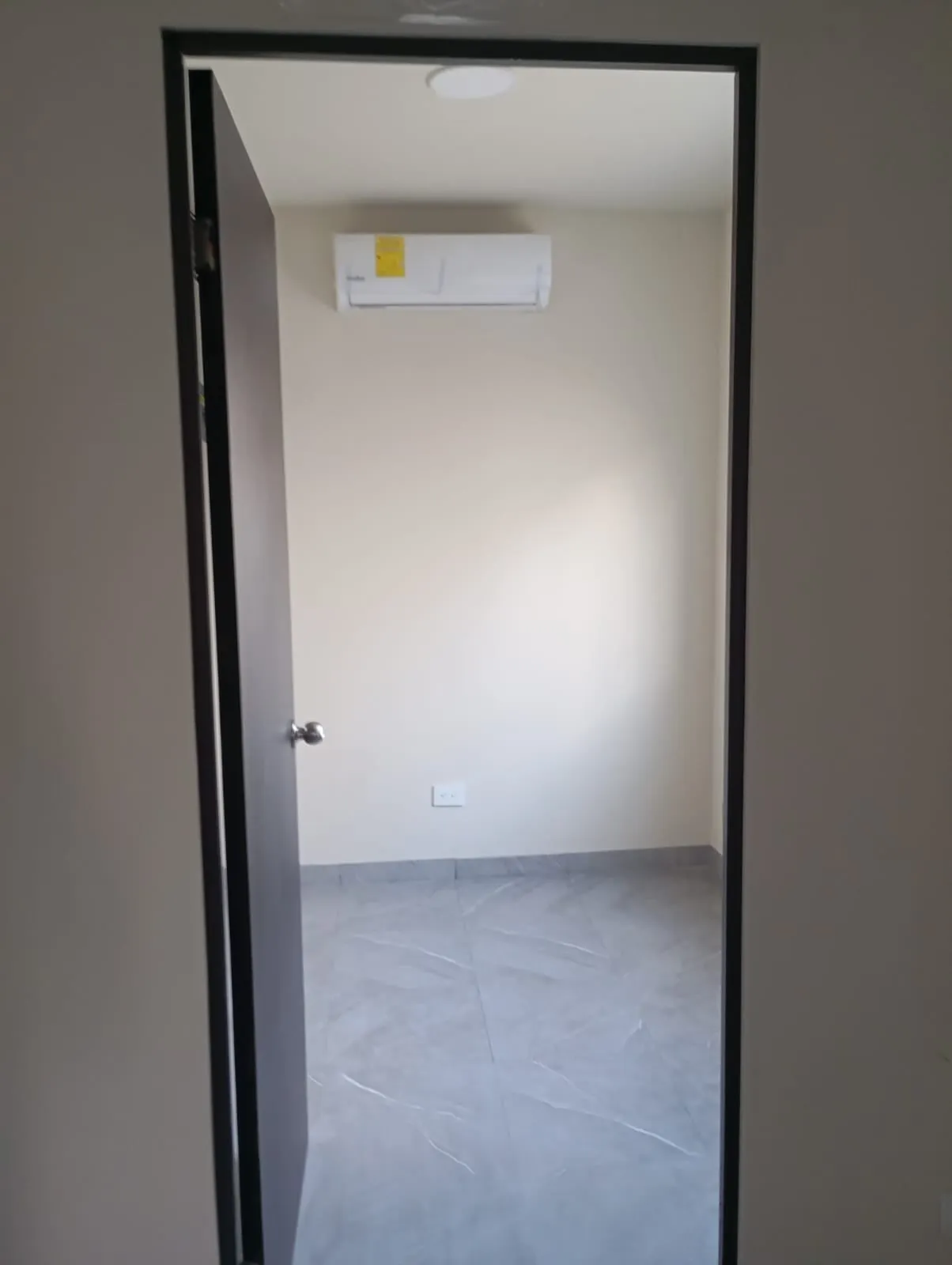 Proyecto de Oficina Modular con Baño y Cocineta — imagen 6 de 6