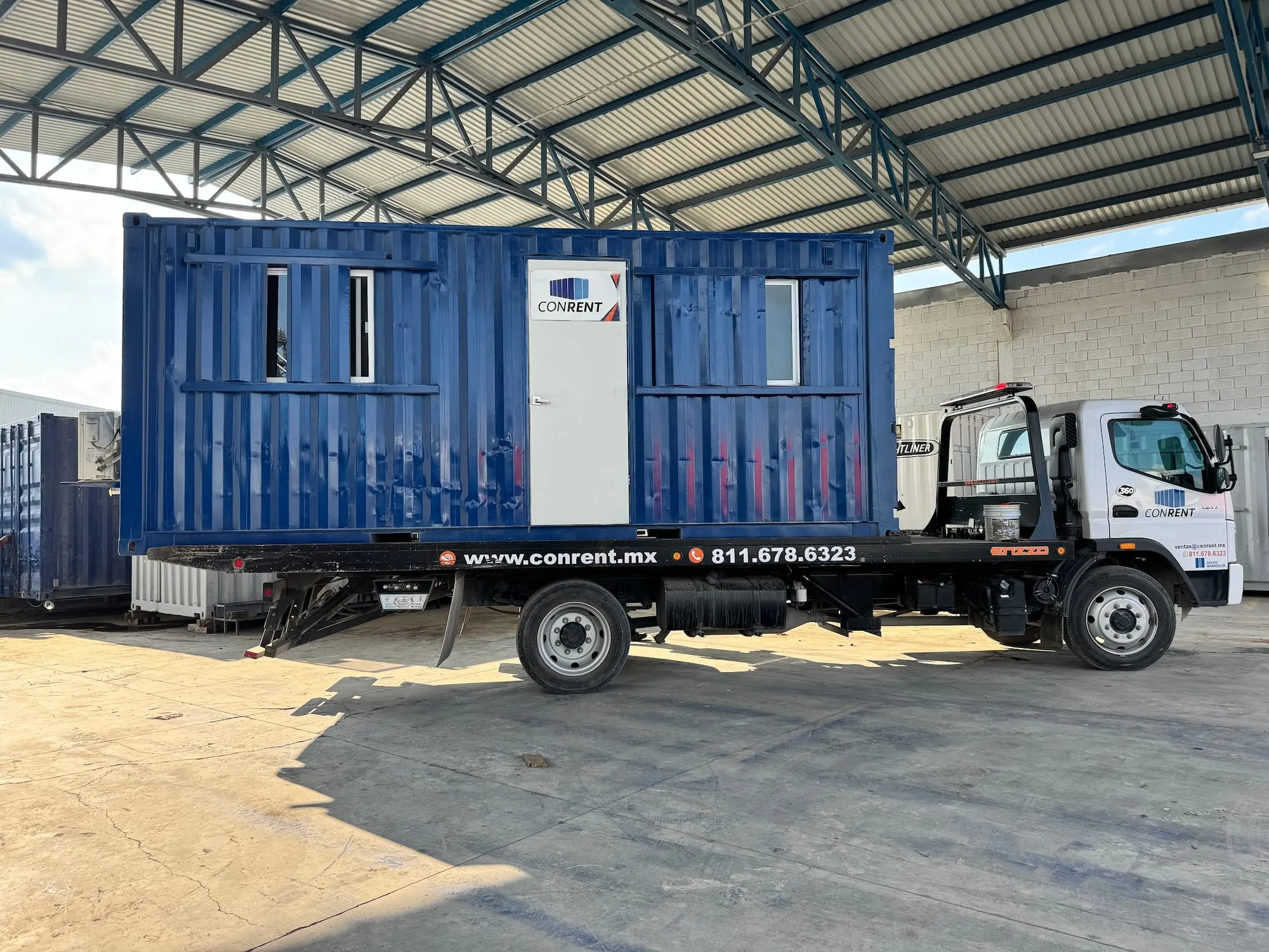 Proyecto de Oficina Móvil con Servicio de Transporte